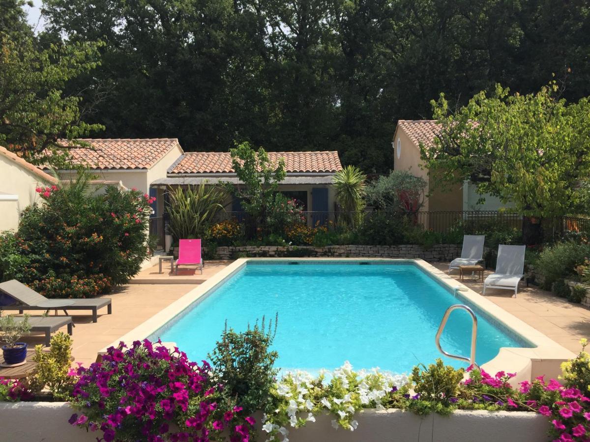 Les Hauts D'Eyragues Gite Reverie Meuble Classe 4 Etoiles Buitenkant foto