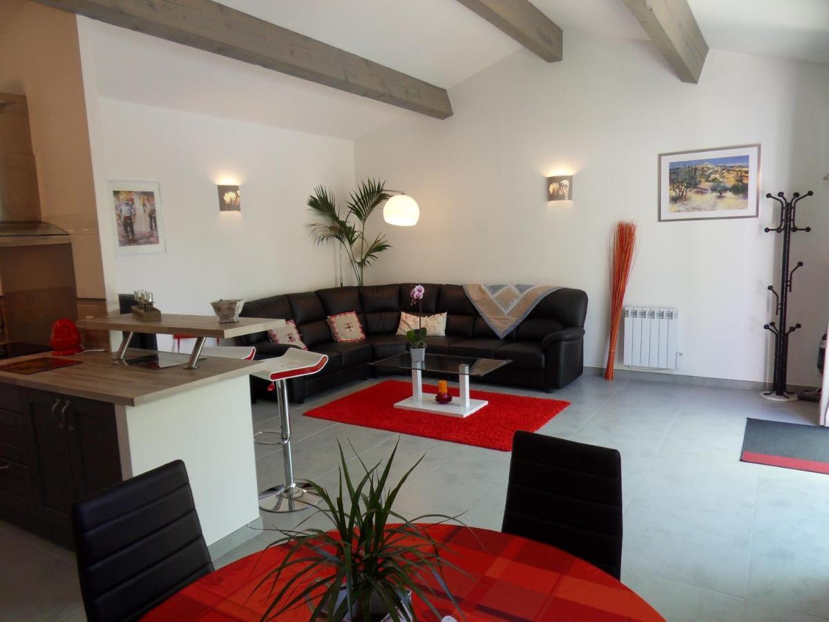 Les Hauts D'Eyragues Gite Reverie Meuble Classe 4 Etoiles Buitenkant foto
